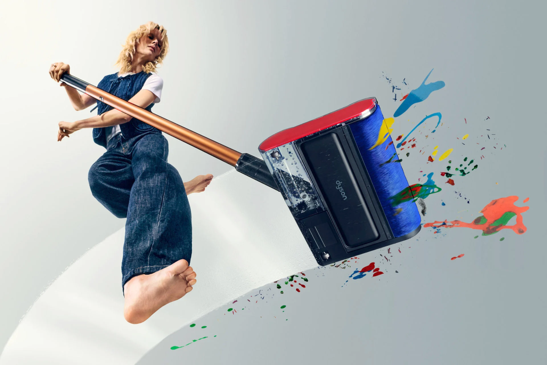 Dyson PencilWash™: самый тонкий моющий пылесос от Dyson